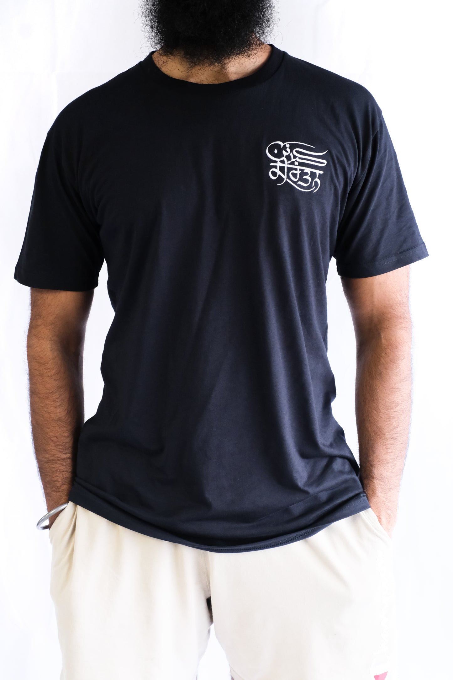 Keertan Emroidered T-shirt