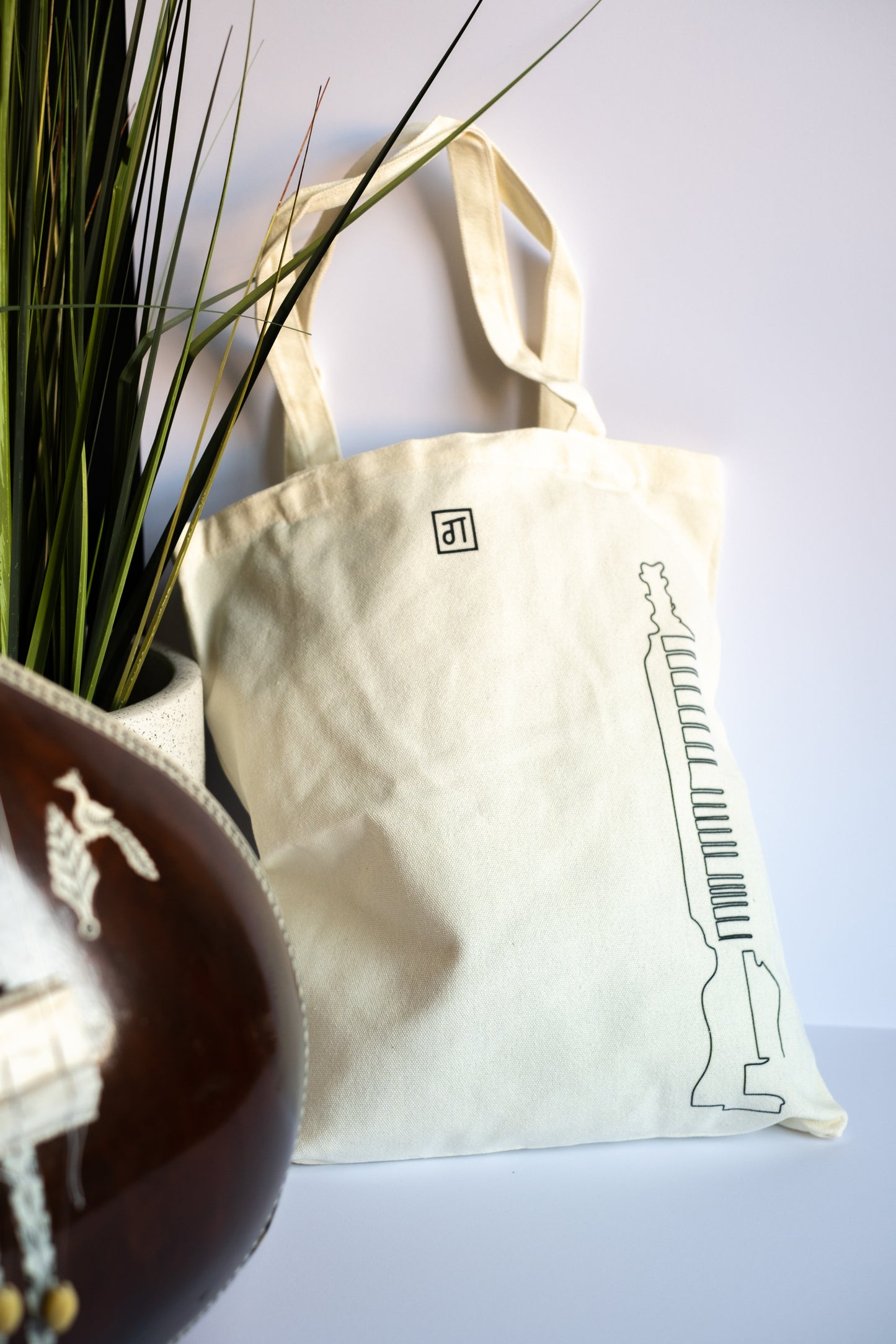 Single Line Dilruba Tote